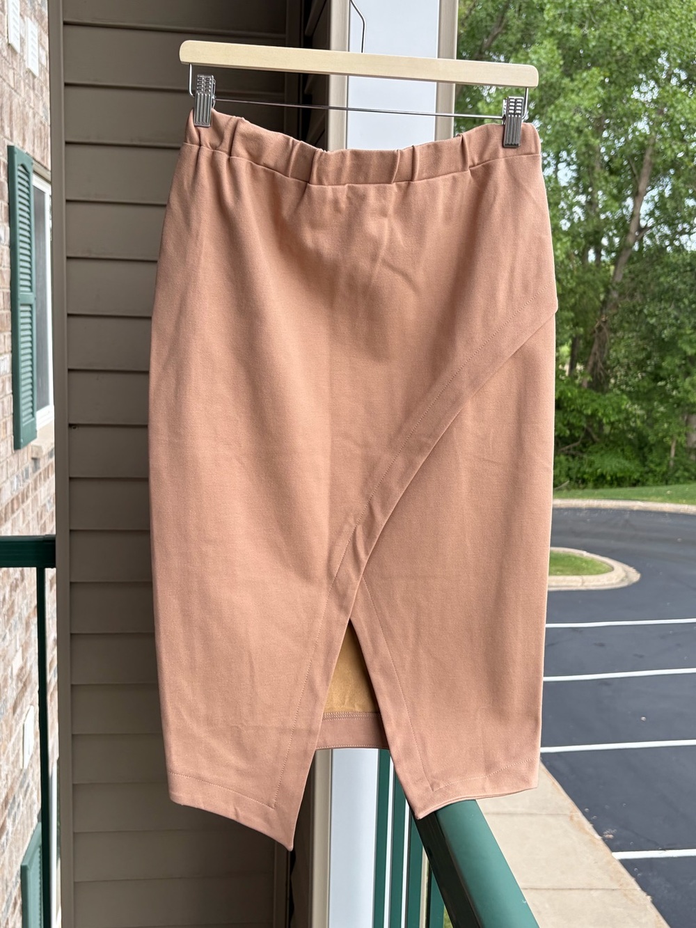 🆕✨GRACIA Faux Leather Front Wrap Pencil Skirt Nude Blush Midi Stretch Size L - Picture 4 of 16